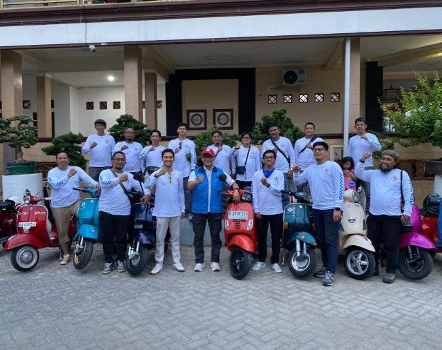 Bersama Prof. Zudan, Tim Official vespASN Indonesia Perkuat Semangat Kebersamaan ASN Pecinta vespa